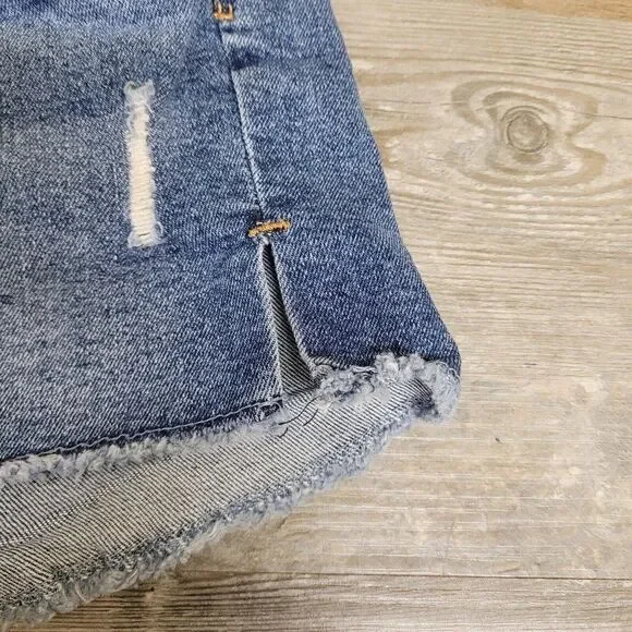Denizen from Levi's High Rise Shorts Blue‎ Medium Wash Womens Size 2 / 26 Denim - Picture 6 of 14